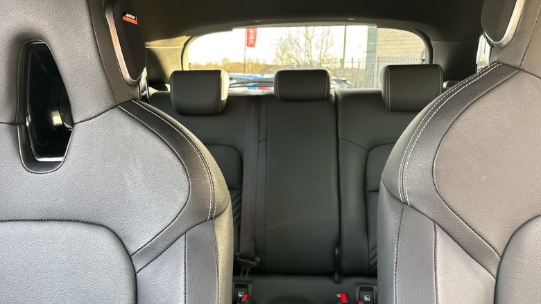 Nissan Juke 1.0 DiG-T Tekna 5dr Petrol Hatchback